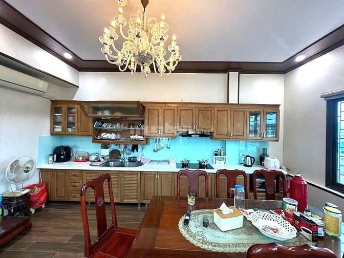 ( BÁN NHÀ ) XUÂN THỦY - CẦU GIẤY 89 M2 = 21,8 TỶ - 5 TẦNG - OTO VÀO NH