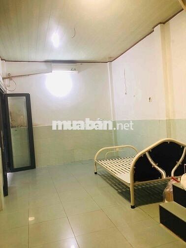 Cho thê nhà nguyên căn ở , có sắn 2 máy lạnh. Q. Tân Phú