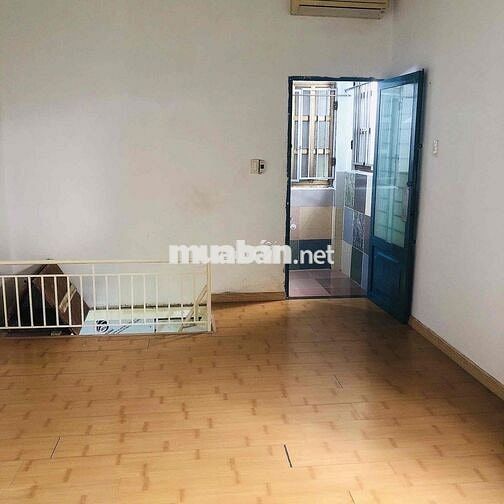 Cho thê nhà nguyên căn ở , có sắn 2 máy lạnh. Q. Tân Phú