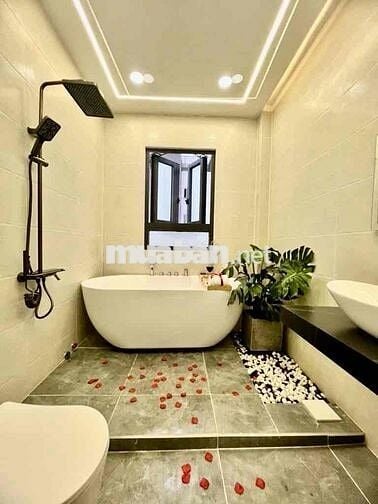 BÁN NHÀ HƯƠNG LỘ 2 - BÌNH TÂN- HẺM XE HƠI- 4 TẦNG - NÔI THẤT CAO CẤP