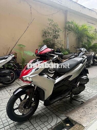 AB 160 mẫu 2023 Bạc Đỏ BsTp 9 chủ cần ra đi