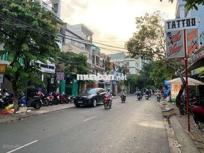 Nhà 4 Tầng 4x18m MTKD Đường 79, P.Tân Quy, Q7 – Vị Trí Vàng – Giá12 Tỷ