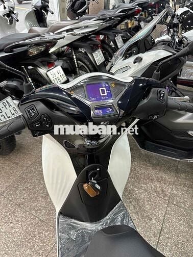 SH 160i ABS + HSTC 2024 Trắng 1637 Km Bao Sang Tên