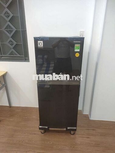 Cho thuê nhà Q. Bình Thạnh gần Ngã Tư Hàng Xanh nội thất đầy đủ.