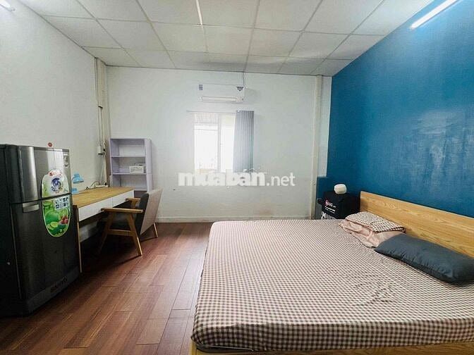 Studio Đầy Đủ Nội Thất, rộng 32m2 - Vị trí Cách Quận 1 Chỉ 500m