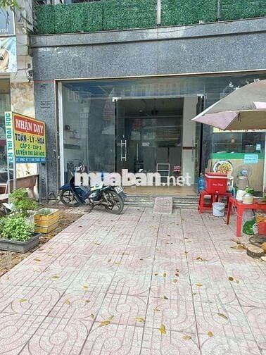 Mặt bằng cho thuê đường số 3, bình tân, đông đúc sầm uất.