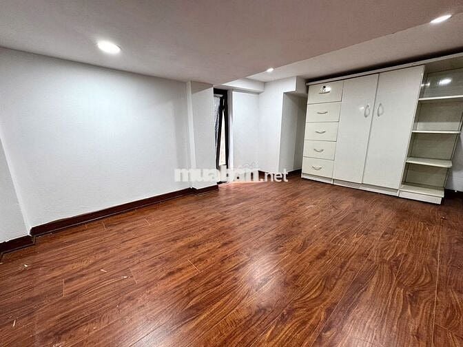 Cho thuê phòng quận Ba Đình số 1 ngõ 409 phố Đội Cấn