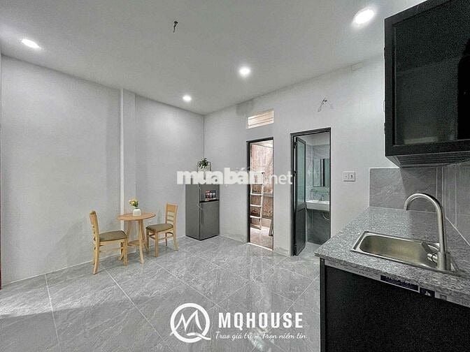 CHDV full nội thất 1pn ban công, cửa sổ máy giặt riênh cực thoáng