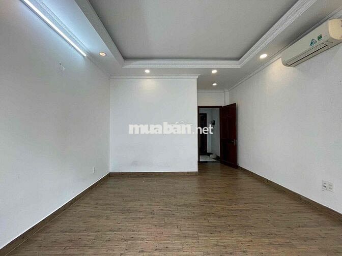 Studio mới 100% siêu thoáng đầy đủ nội thất gần phú mỹ hưng