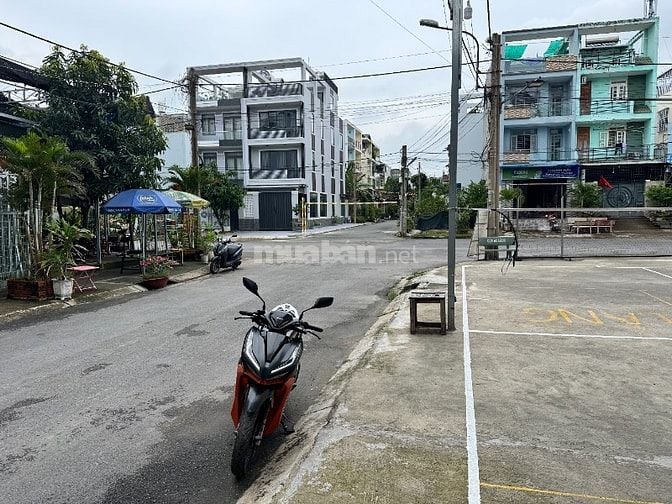 Bán nhà 6x21m 3 lầu KDC Lê Bôi phường 7 quận 8