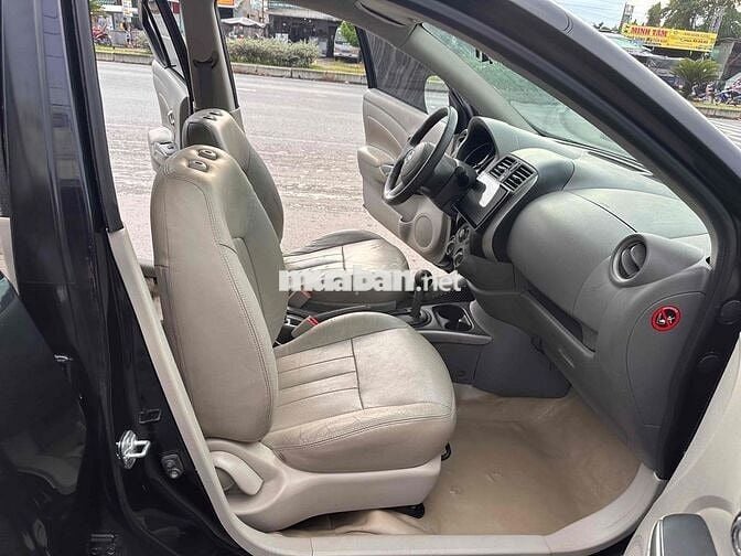 Xe Suny 1.5 AT đời:2014 ÐK 2015 xe gia đình