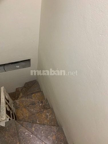 Bán Căn nhà ngõ phố Văn Cao - Ba Đình , sát hồ Tây