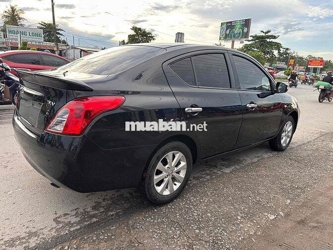 Xe Suny 1.5 AT đời:2014 ÐK 2015 xe gia đình