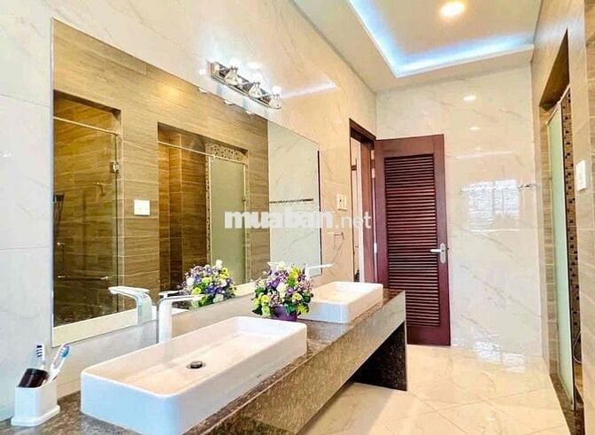🔥Nhà Đẹp, HXT,  3 Lầu, 4PN, 3WC, Đường Nguyễn Xí, P13, Bình Thạnh