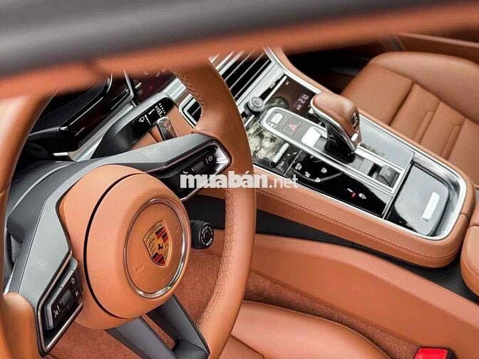 Porsche Panamera 4 Executive từng 8tỷ nay 5,690 ti