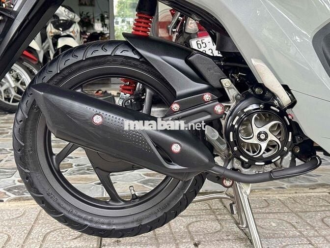 Vision Bản Thể Thao Màu Hott bs 65H1 Chính Chủ