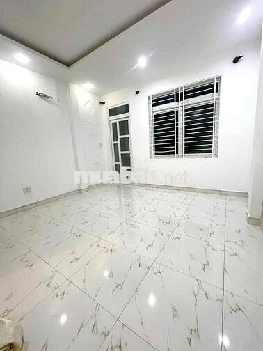 🔥Nhà Đẹp, HXT,  3 Lầu, 4PN, 3WC, Đường Nguyễn Xí, P13, Bình Thạnh