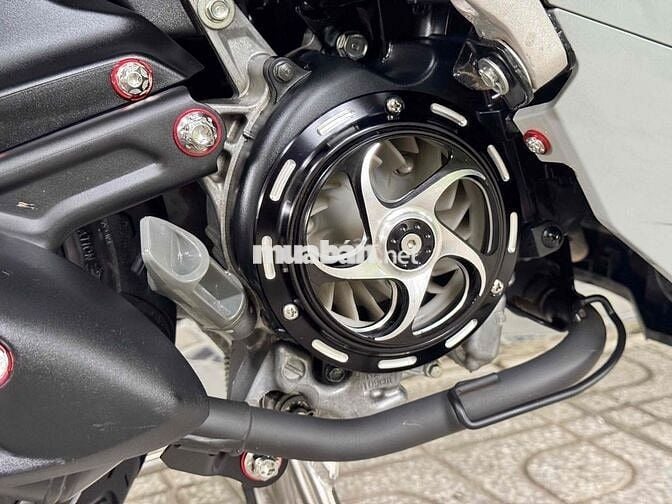 Vision Bản Thể Thao Màu Hott bs 65H1 Chính Chủ