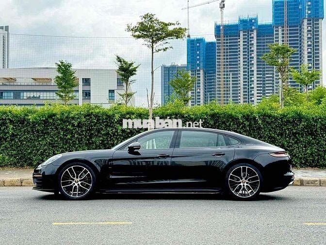 Porsche Panamera 4 Executive từng 8tỷ nay 5,690 ti