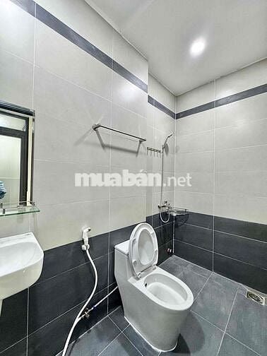 CHÍNH CHỦ CHO THUÊ CHDV STUDIO BAN CÔNG, CỬA SỔ - NỘI THẤT MỚI 100%