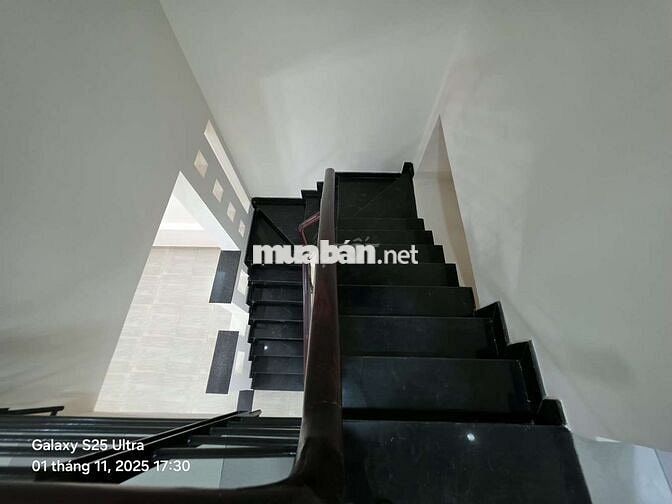 💓💓💓CHO THUÊ NHÀ NGUYÊN 1 LẦU ĐÚC 3PNỦ 2WC MỚI KENG