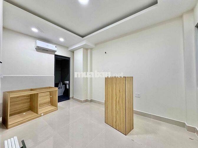 CHÍNH CHỦ CHO THUÊ CHDV STUDIO BAN CÔNG, CỬA SỔ - NỘI THẤT MỚI 100%