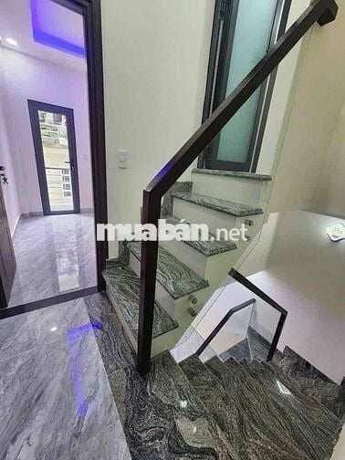 Nhà 2 tầng quận 7 đẹp pháp lý chuẩn 5,2 tỷ