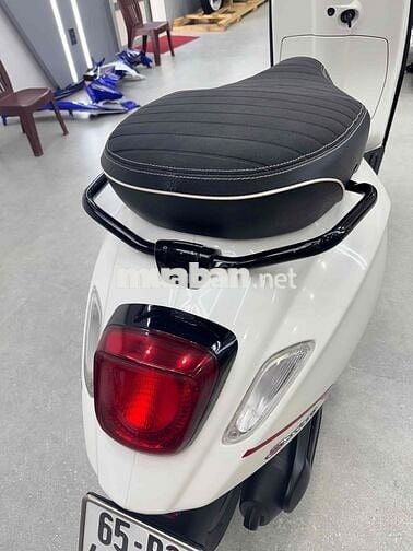 VespaSprint 125Abs 2021 Trắng rin đẹp chuẩn lướt