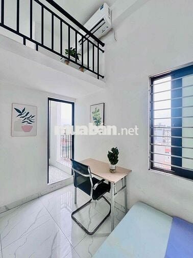 DUPLEX BAN CÔNG NGAY NGÃ TƯ HÀNG XANH