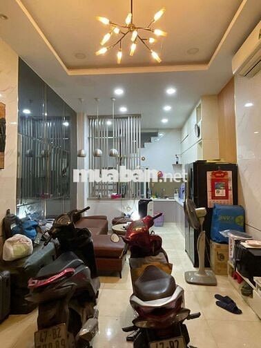 Cho thuê nhà đg.bắc hải.p6.tân bình