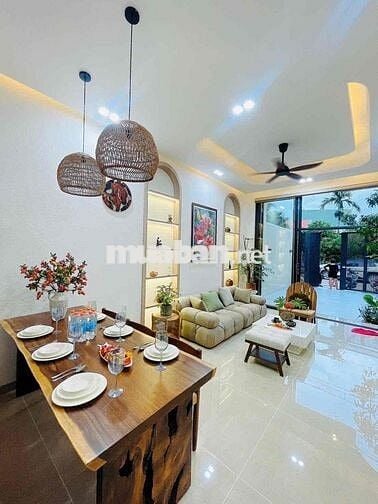 NHÀ 3 MÊ MẶT TIỀN NƠ TRANG GƯ FULL NỘI THẤT