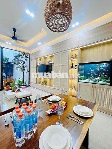 NHÀ 3 MÊ MẶT TIỀN NƠ TRANG GƯ FULL NỘI THẤT