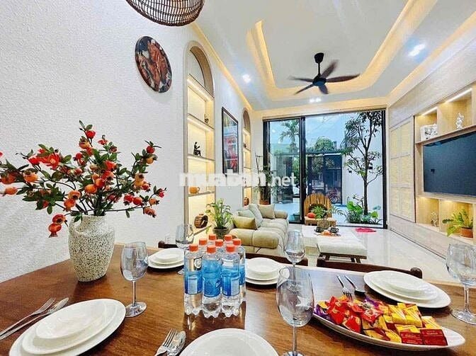 NHÀ 3 MÊ MẶT TIỀN NƠ TRANG GƯ FULL NỘI THẤT