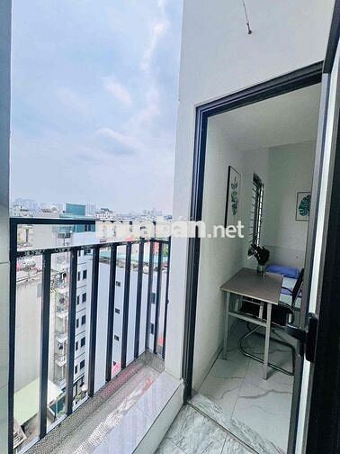 DUPLEX BAN CÔNG NGAY NGÃ TƯ HÀNG XANH