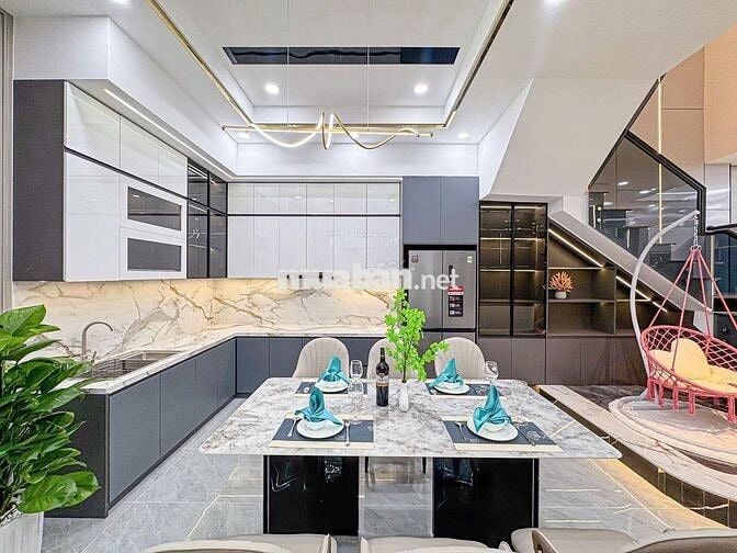 Định cư nước ngoài bán gấp căn nhà 3 tầng Cầu Tràm 1.5 tỷ thương lượng