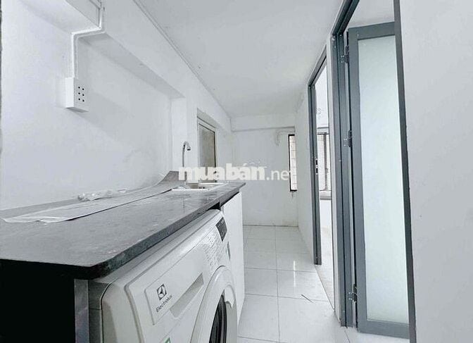 CHính Chủ Ch0 THUÊ 2P ngủ - Nội thất có sẵn