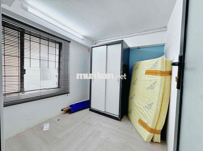 CHính Chủ Ch0 THUÊ 2P ngủ - Nội thất có sẵn