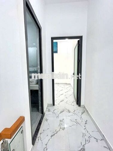 Nhà trung tâm Bình Tân , xe tải thông , sát MT , Chiến Lược