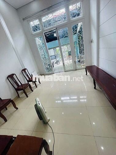 NHÀ ĐẸP LUNG LINH 1TRỆT 3LẦU 3PN 4WC, SÂN ĐẬU OTO, ĐƯỜNG 11 LINH XUÂN