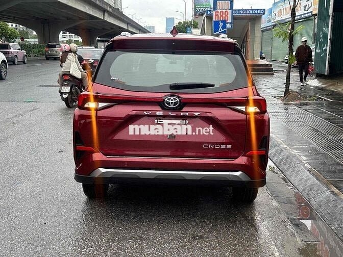 cần bán veloz cross sx 2023 bản cvt số tự động