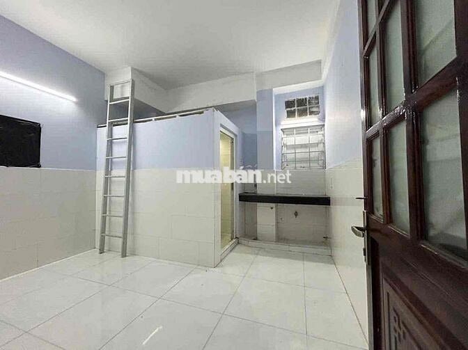 🔥 PHÒNG TRỌ MỚI, NHÀ THANG MÁY – GIÁ SIÊU TỐT TẠI TRUNG TÂM QUẬN 7!