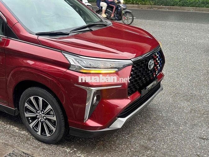 cần bán veloz cross sx 2023 bản cvt số tự động