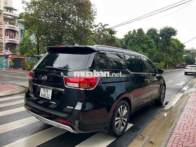 Kia Sedona 2.2D máy dầu số tự động full option 201