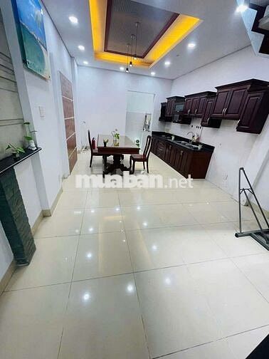 NHÀ ĐẸP LUNG LINH 1TRỆT 3LẦU 3PN 4WC, SÂN ĐẬU OTO, ĐƯỜNG 11 LINH XUÂN