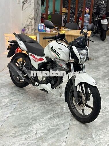 Xe máy Benelli TNT 150 màu trắng nguyên zin