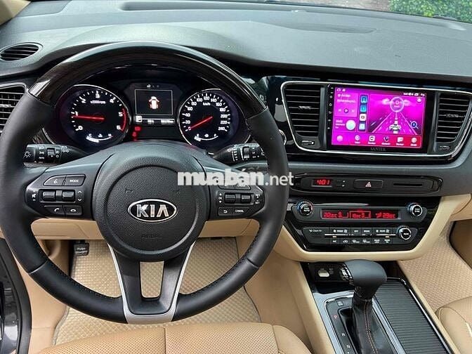 Kia Sedona 2.2D máy dầu số tự động full option 201