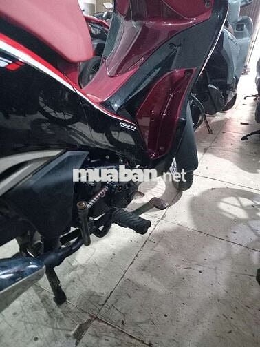 Xe máy Honda Future 125cc đỏ đen trả góp