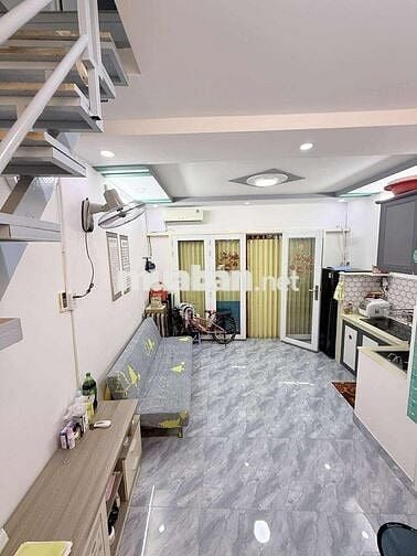 QUẬN 11, CHỈ 2.85 TỶ (TL) CÓ NHÀ ĐẸP, 22M2, 2PN, 2 TẦNG, GẦN ĐẦM SEN