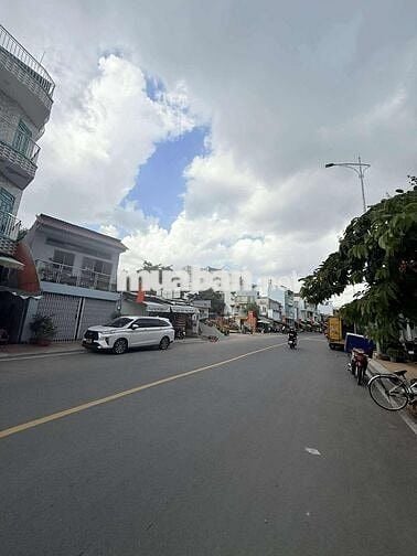 QUẬN 11, CHỈ 2.85 TỶ (TL) CÓ NHÀ ĐẸP, 22M2, 2PN, 2 TẦNG, GẦN ĐẦM SEN