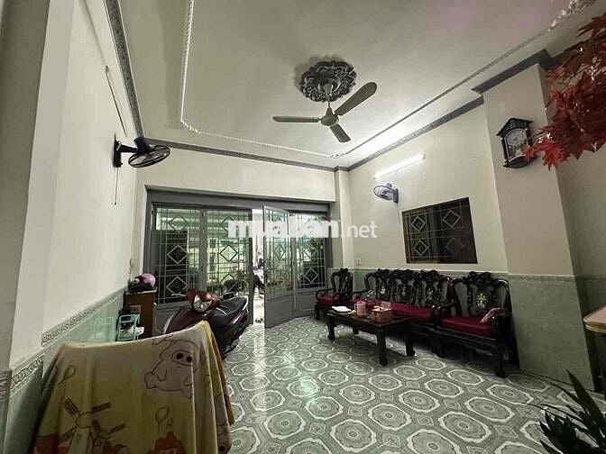 Mặt tiền Dương Bá Trạc, Q8, 95m2 Ngan 4,3m, 1 Trệt, 3 Lầu